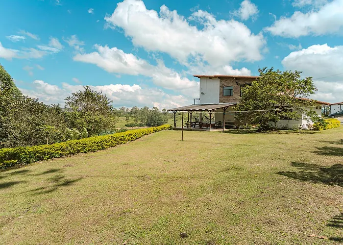 La Villa, Espectaculares Vistas Al Lago Penol-Guatape