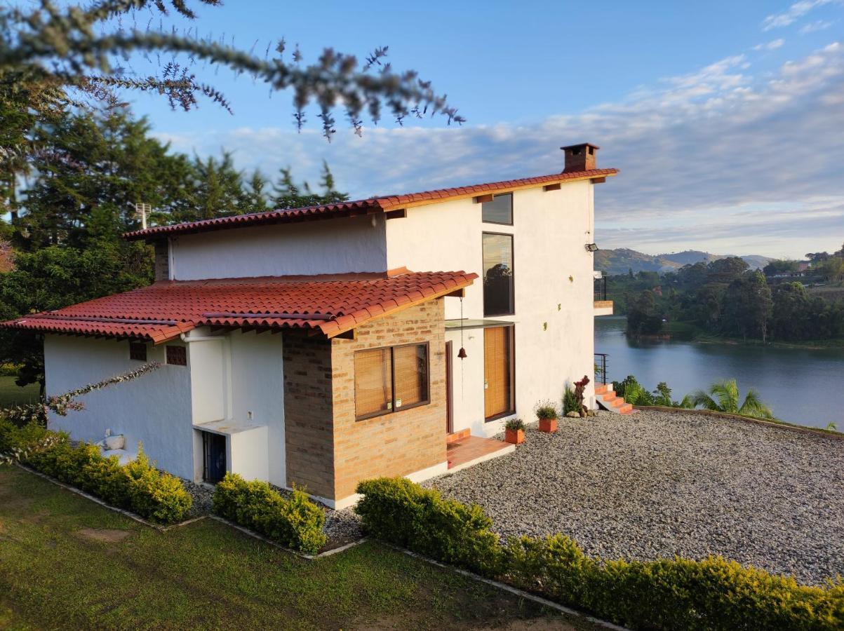 La Villa, Espectaculares Vistas Al Penol-guatape