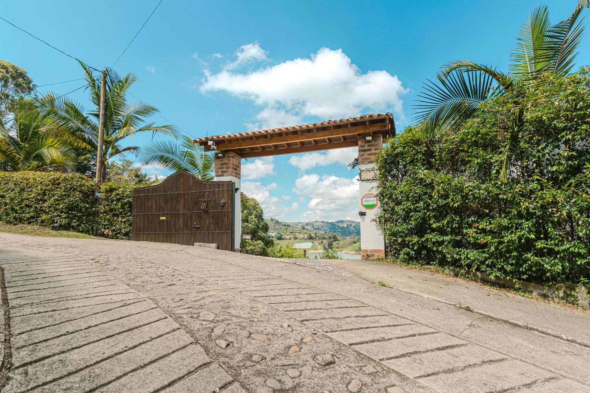 La Villa, Espectaculares Vistas Al Penol-guatape *